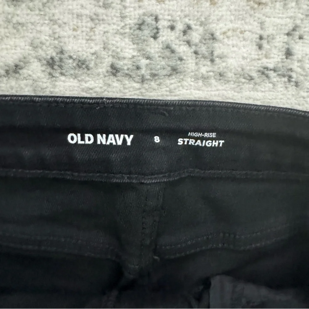 Like 🆕 Old Navy classic black high rise straight leg jeans